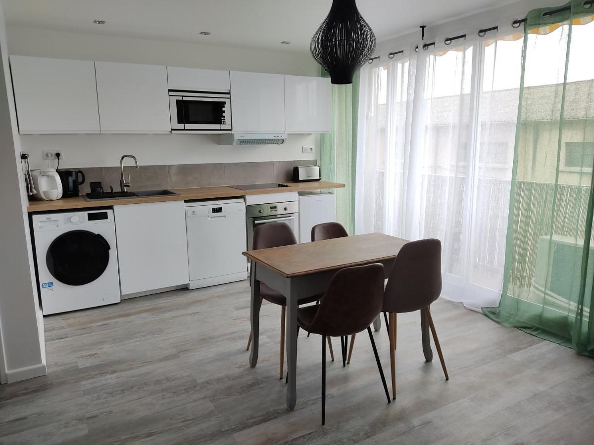 Appartement Climatise Avec Balcon,Wifi, Proche Remparts Avignon Exterior foto